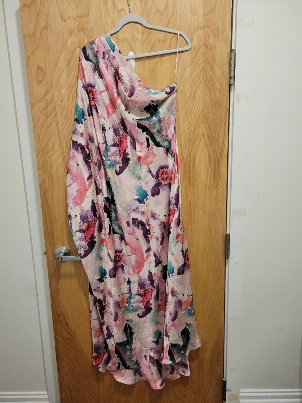 Mandira Wirk Azalea Printed One Off Shoulder Kaftan